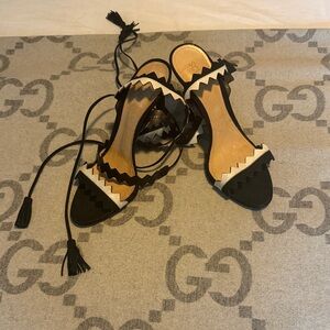 SCHUTZ Black and White Zigzag Lace-Up Sandals